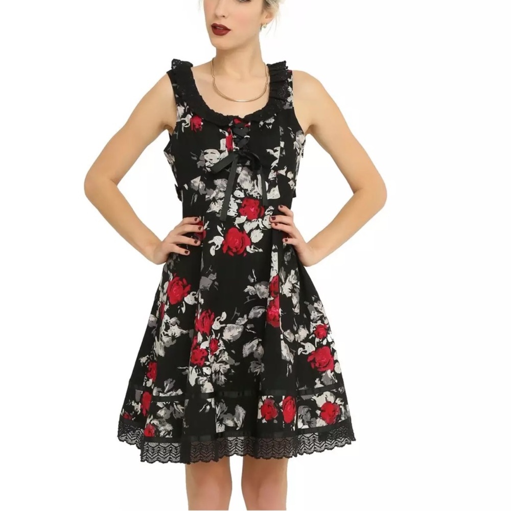 Hot Topic Cotton Blend Ruffle Corset Floral  Dress Red & Black Lace Med